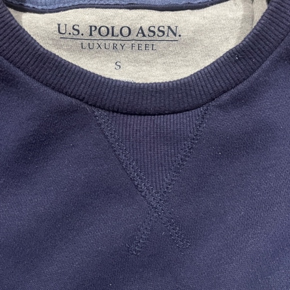 U.S. Polo Assassin Men’s Crewneck Sweater - Size Small - Picture 3 of 5